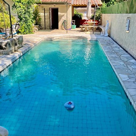 Suite Spa Acces Autonome Beaucaire  Ngoại thất bức ảnh